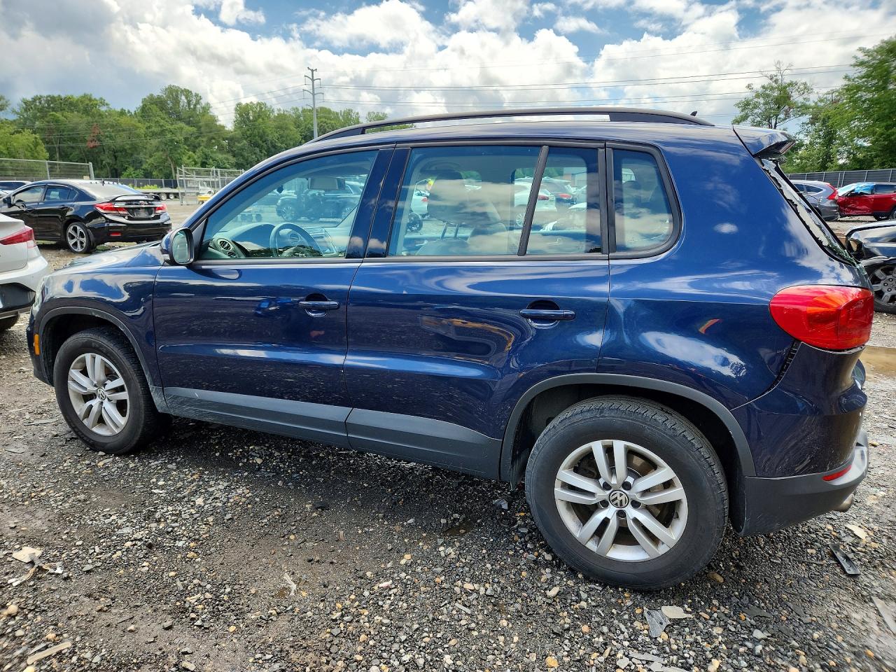 2016 VOLKSWAGEN TIGUAN S — снимка 2