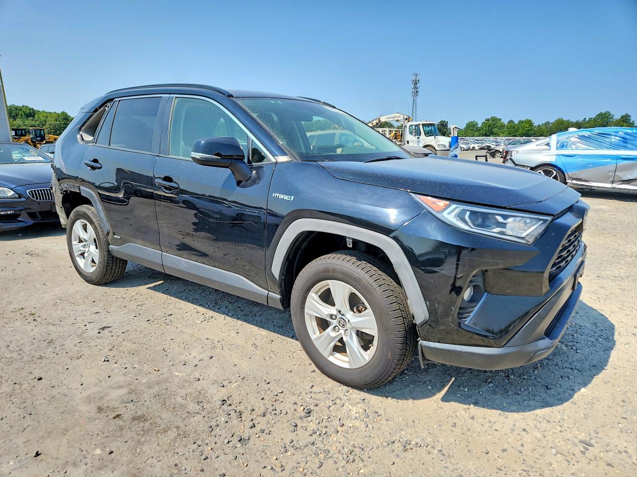 2021 TOYOTA RAV4 XLE — снимка 4