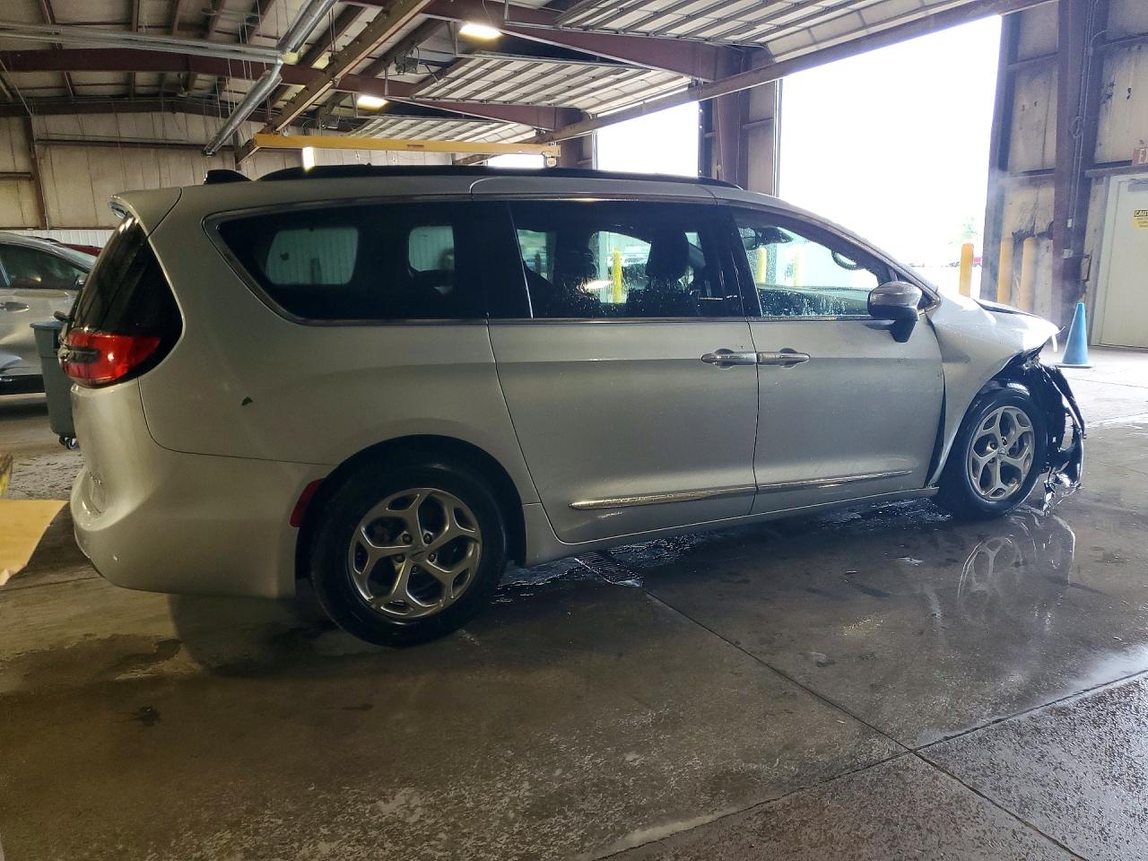 2023 CHRYSLER PACIFICA LIMITED — снимка 3