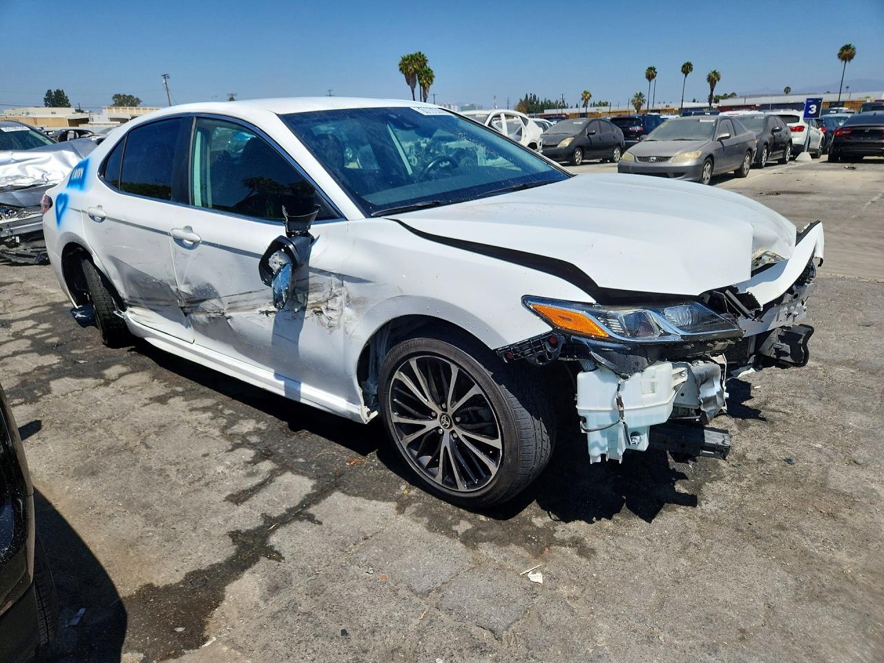 2020 TOYOTA CAMRY SE — снимка 4