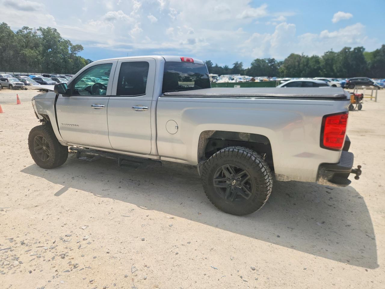 2015 CHEVROLET SILVERADO C1500 — снимка 2