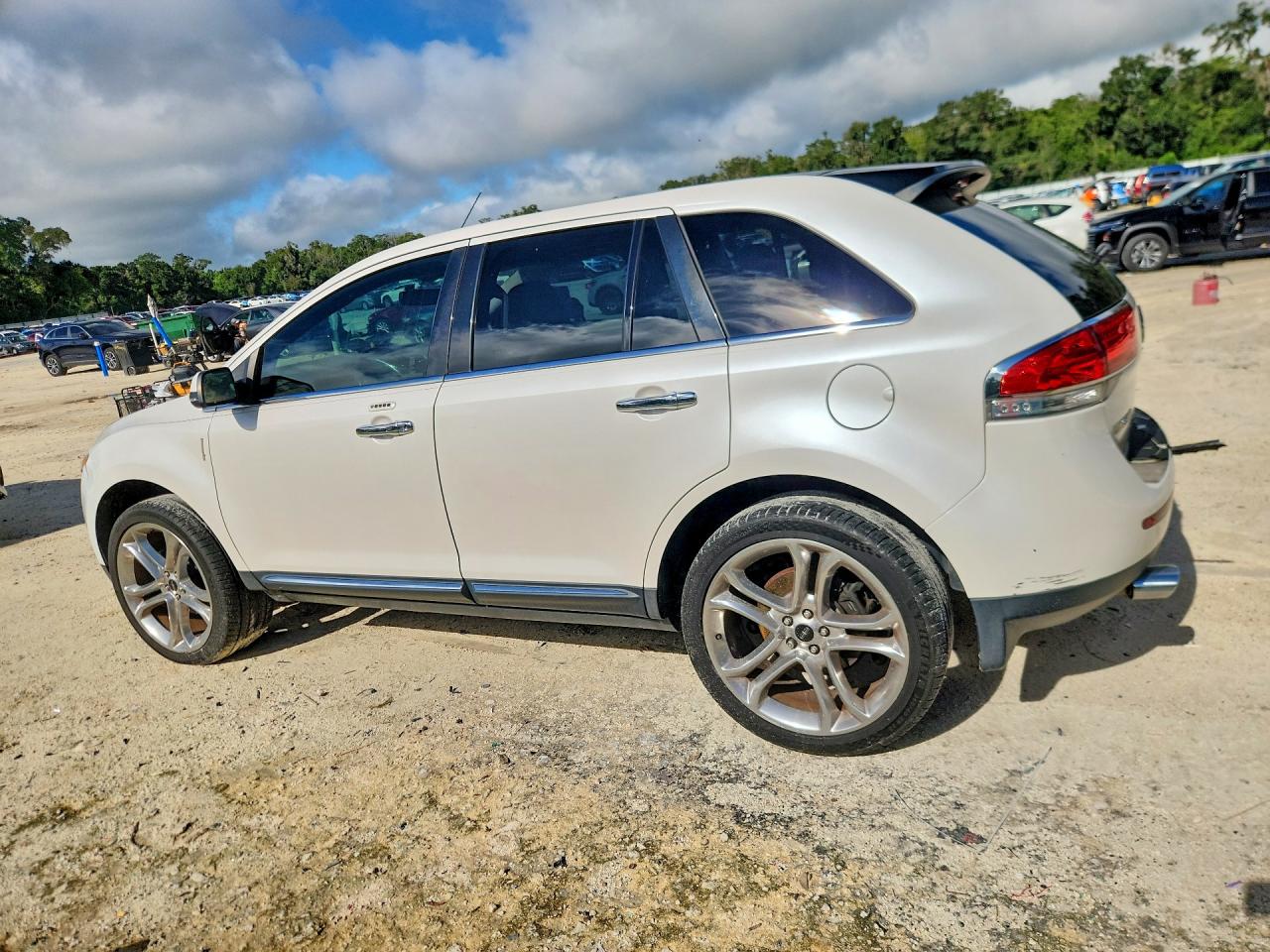 2015 LINCOLN MKX — photo 2