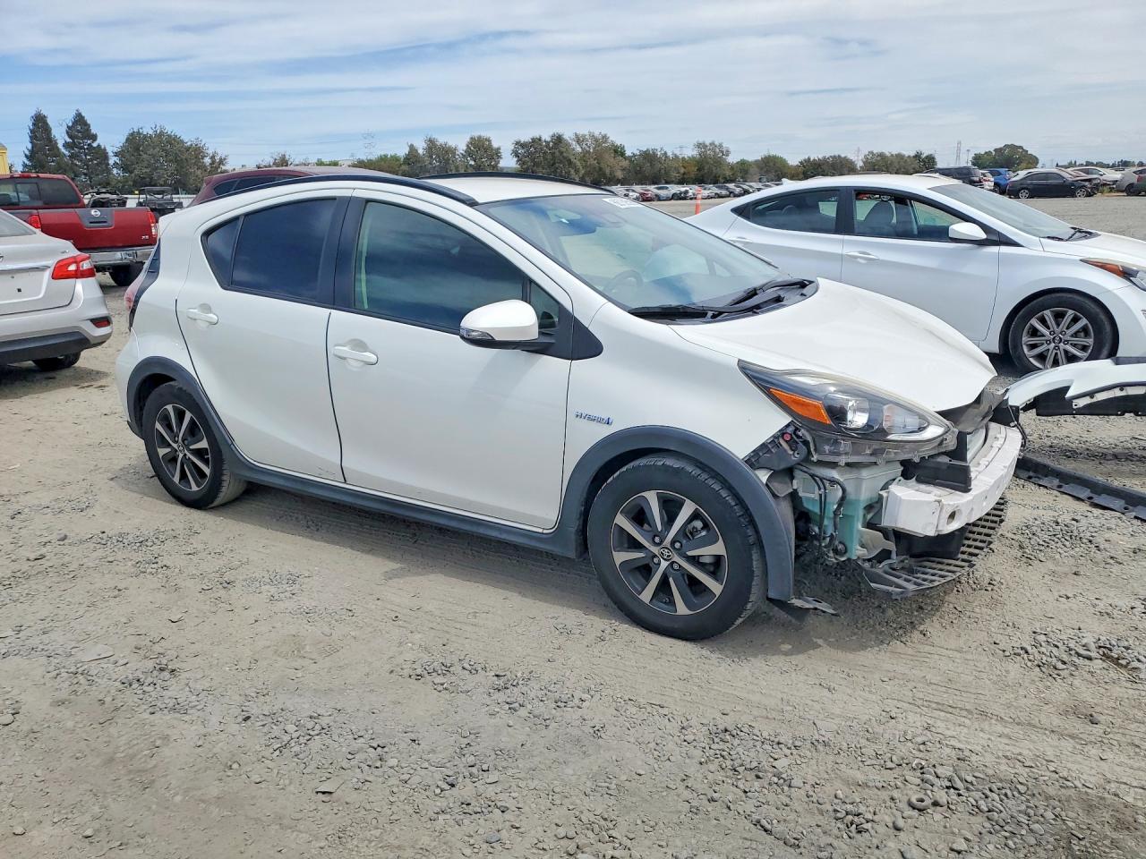 2018 TOYOTA PRIUS C TWO — снимка 4