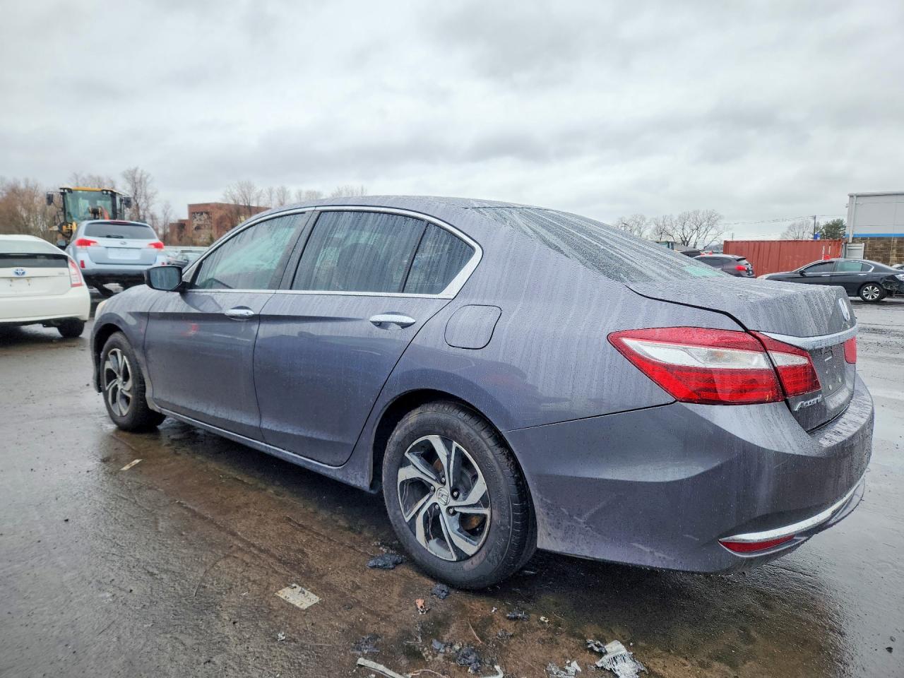 2017 HONDA ACCORD LX — снимка 2