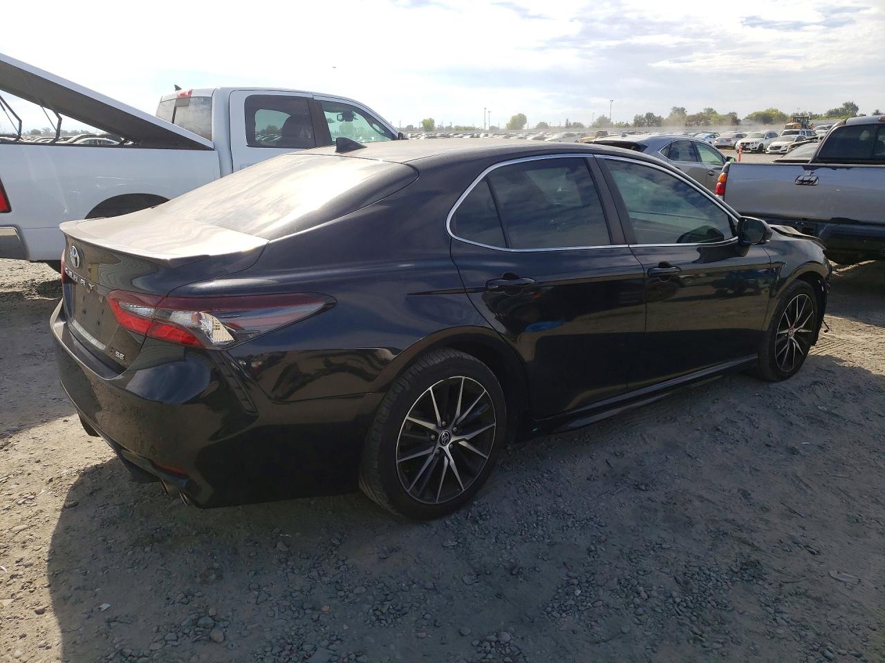 2022 TOYOTA CAMRY SE — снимка 3