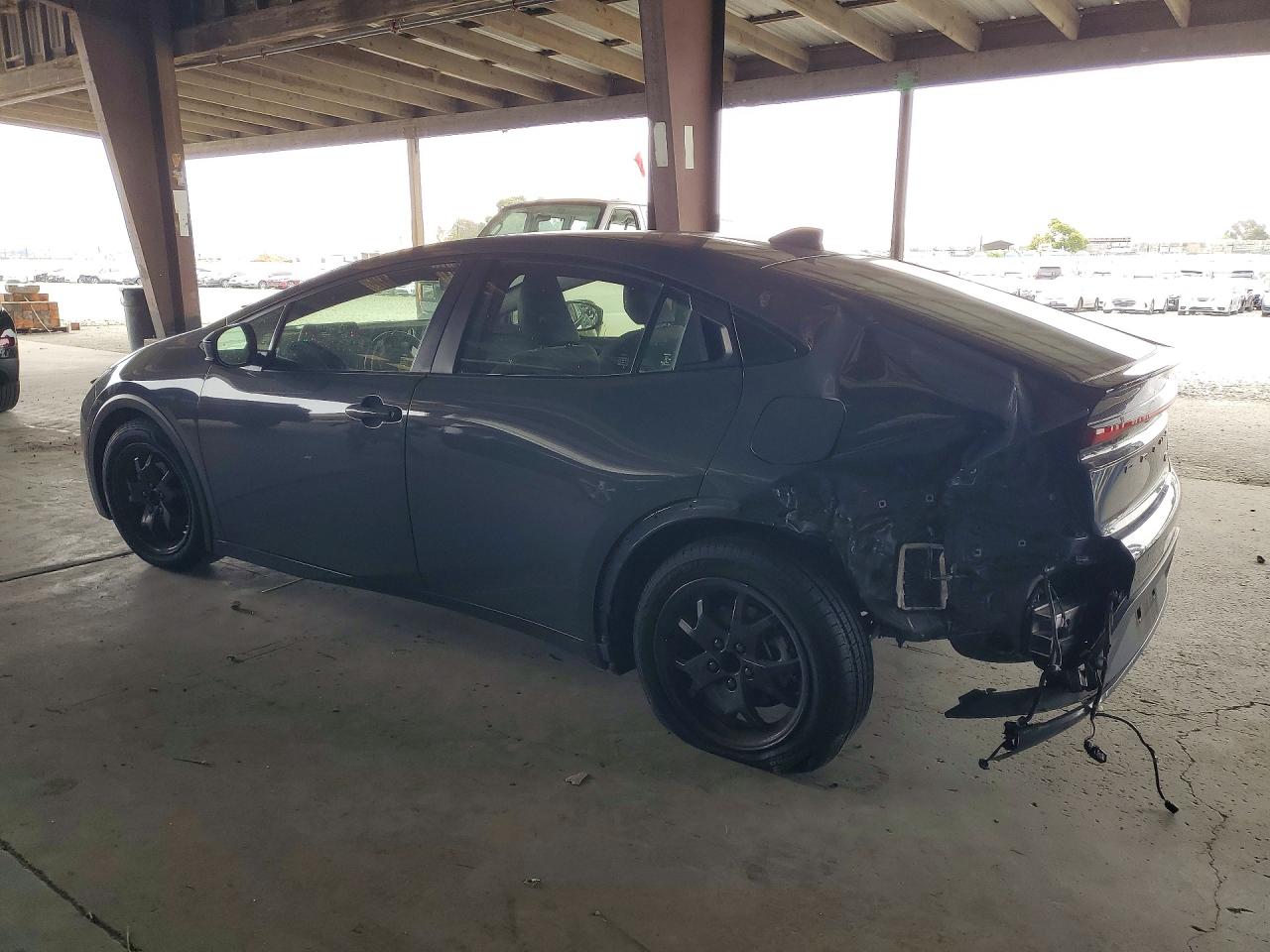 2024 TOYOTA PRIUS LE — снимка 2