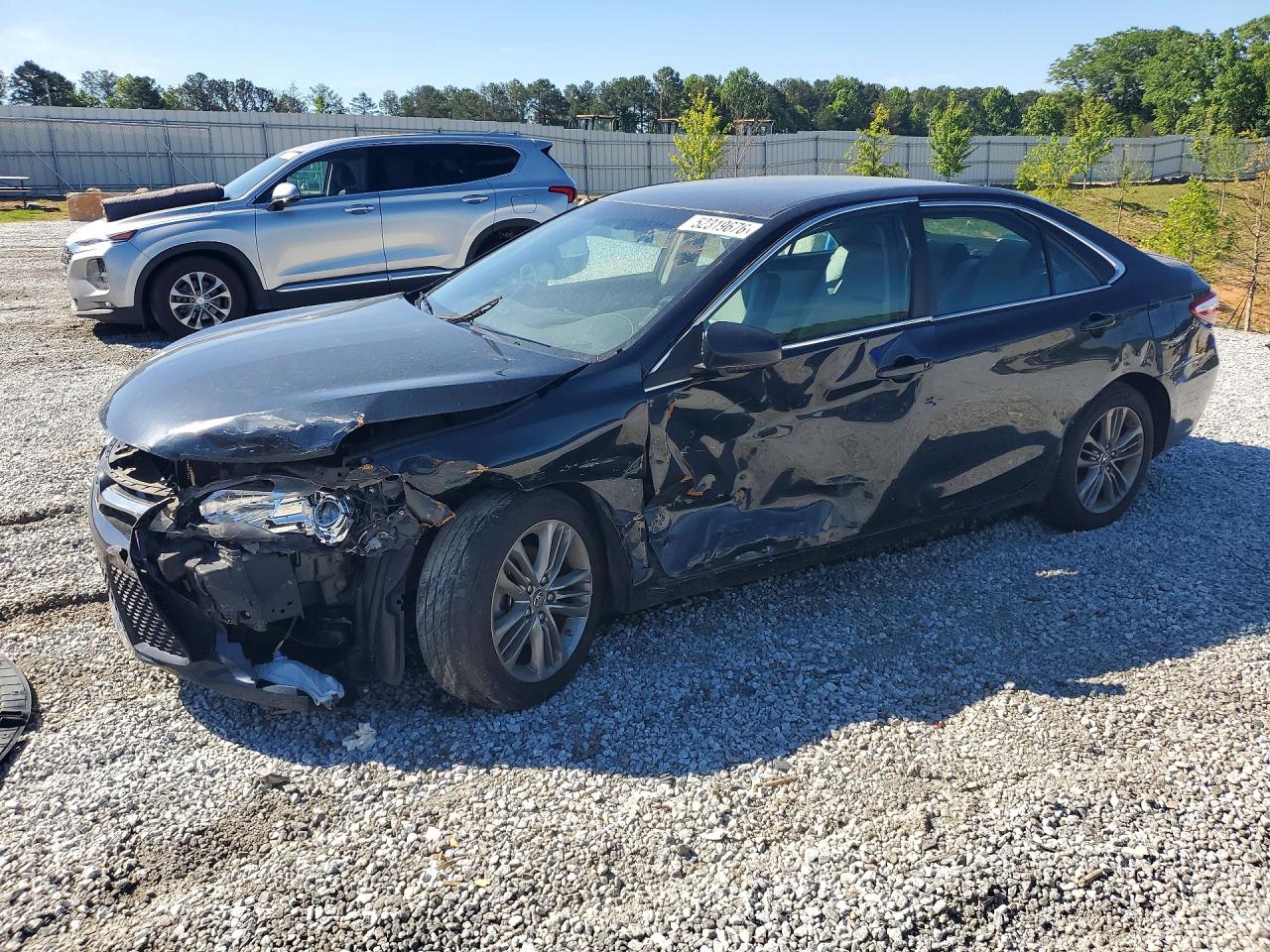 2017 TOYOTA CAMRY SE