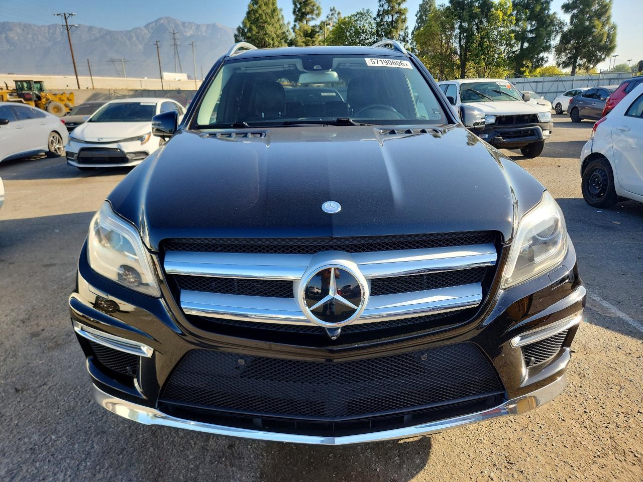 2015 MERCEDES-BENZ GL 550 4MATIC — снимка 5