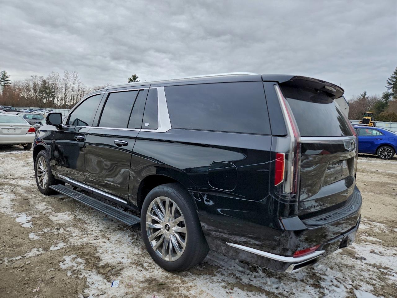 2021 CADILLAC ESCALADE ESV PREMIUM LUXURY — снимка 2