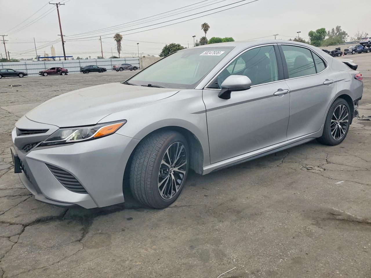 2019 TOYOTA CAMRY SE