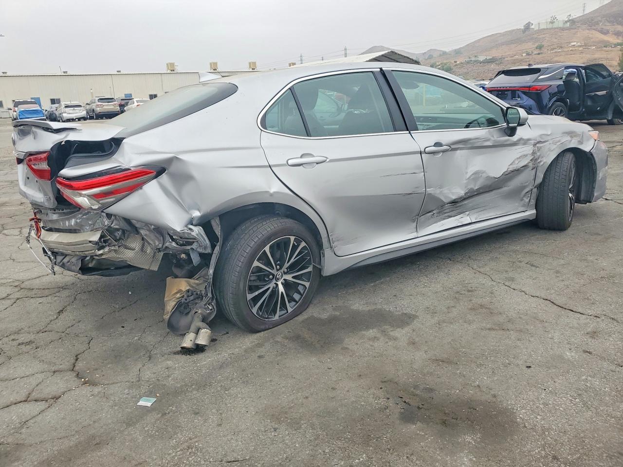 2019 TOYOTA CAMRY SE — снимка 3