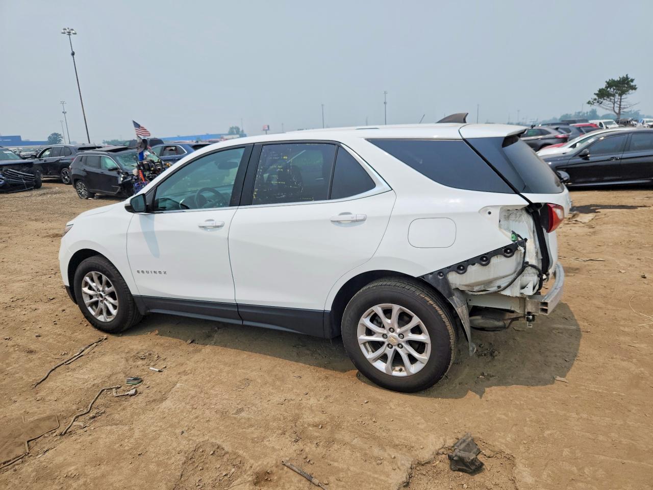2019 CHEVROLET EQUINOX LT — снимка 2