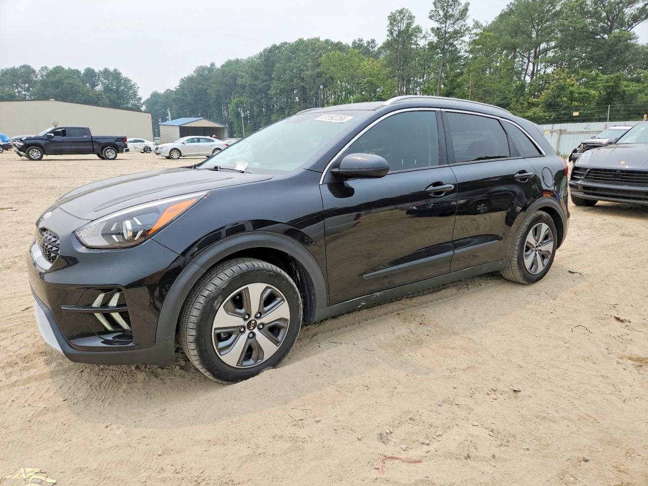 2020 KIA NIRO LX