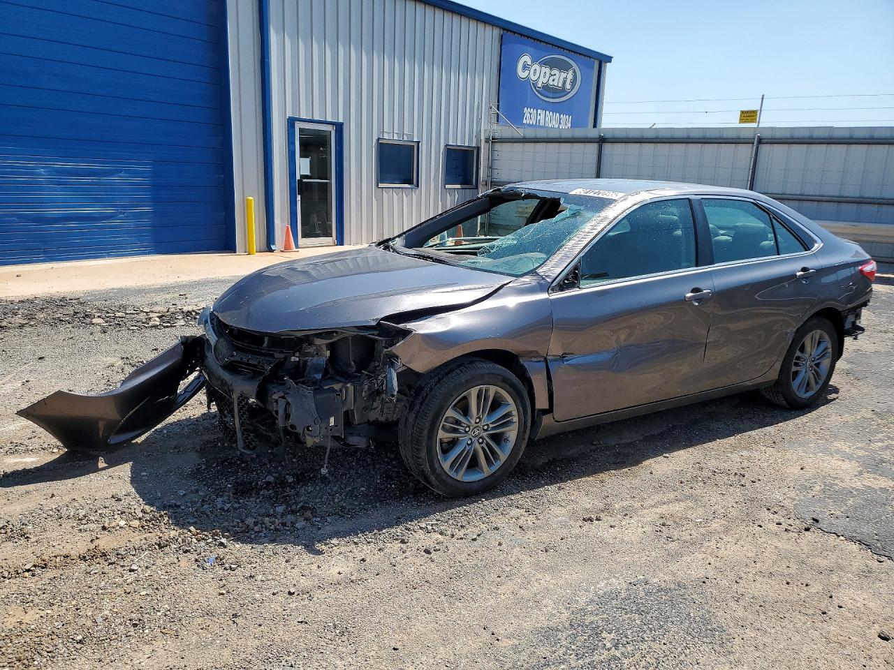 2017 TOYOTA CAMRY SE