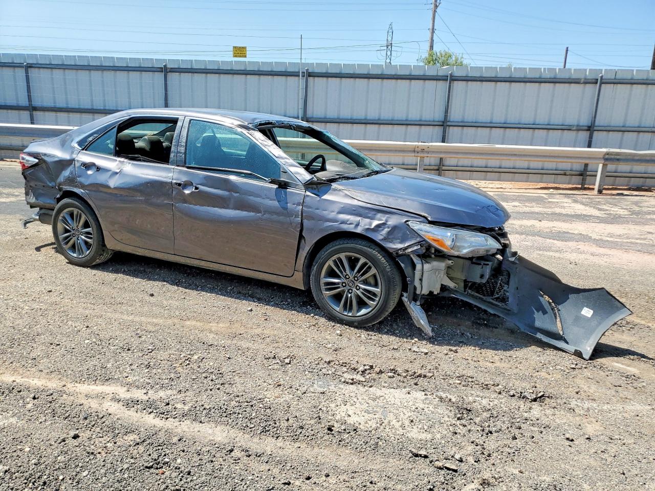 2017 TOYOTA CAMRY SE — снимка 4