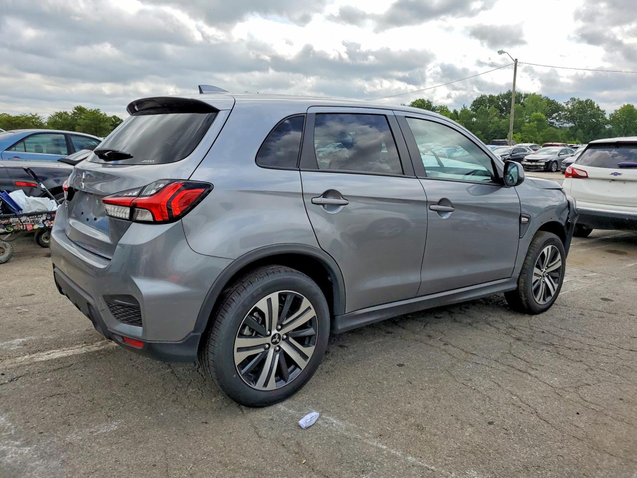 2026 MITSUBISHI OUTLANDER SPORT S/SE — снимка 3