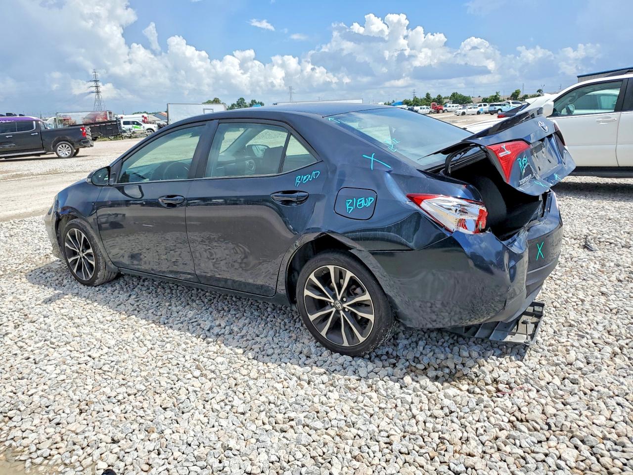 2018 TOYOTA COROLLA SE — снимка 2