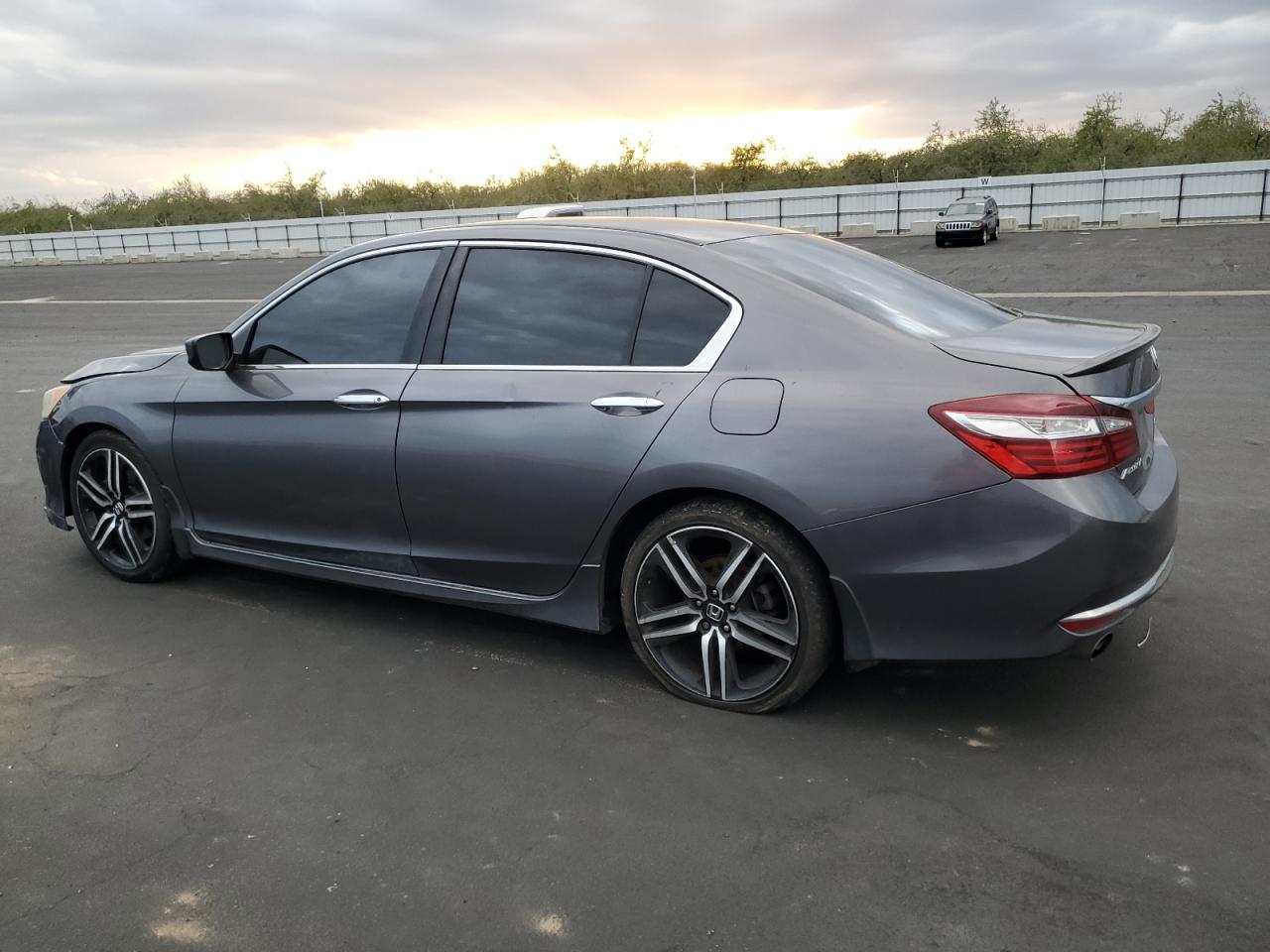 2017 HONDA ACCORD SPORT — снимка 2