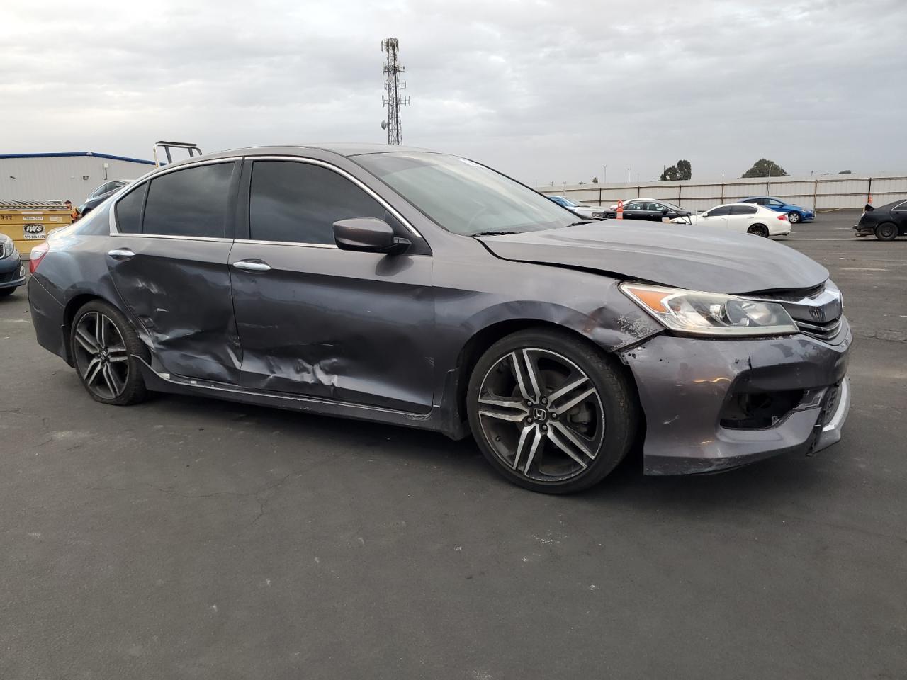 2017 HONDA ACCORD SPORT — снимка 4