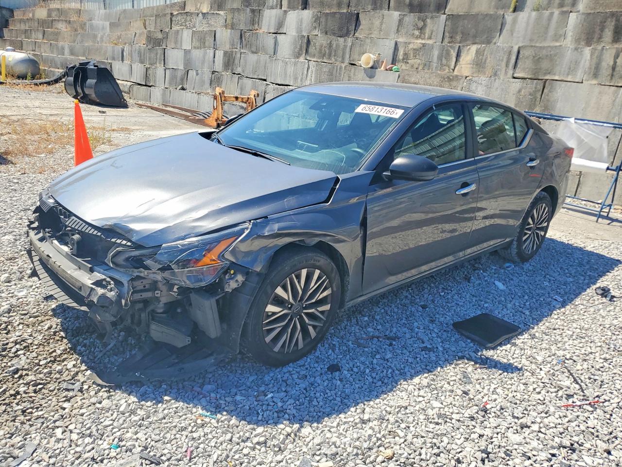 2024 NISSAN ALTIMA SV