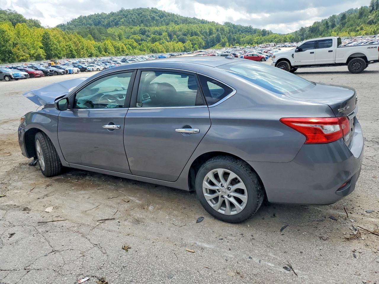 2019 NISSAN SENTRA SV — снимка 2