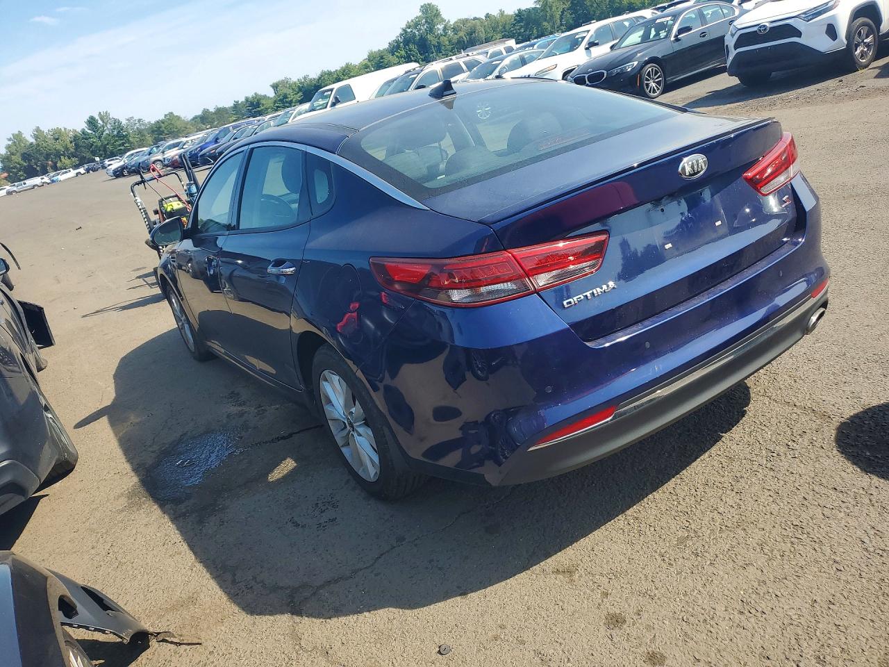 2018 KIA OPTIMA S — снимка 2