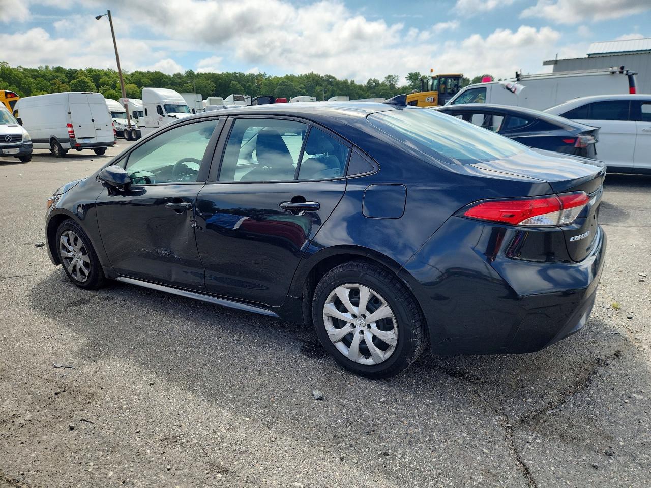 2021 TOYOTA COROLLA LE — снимка 2