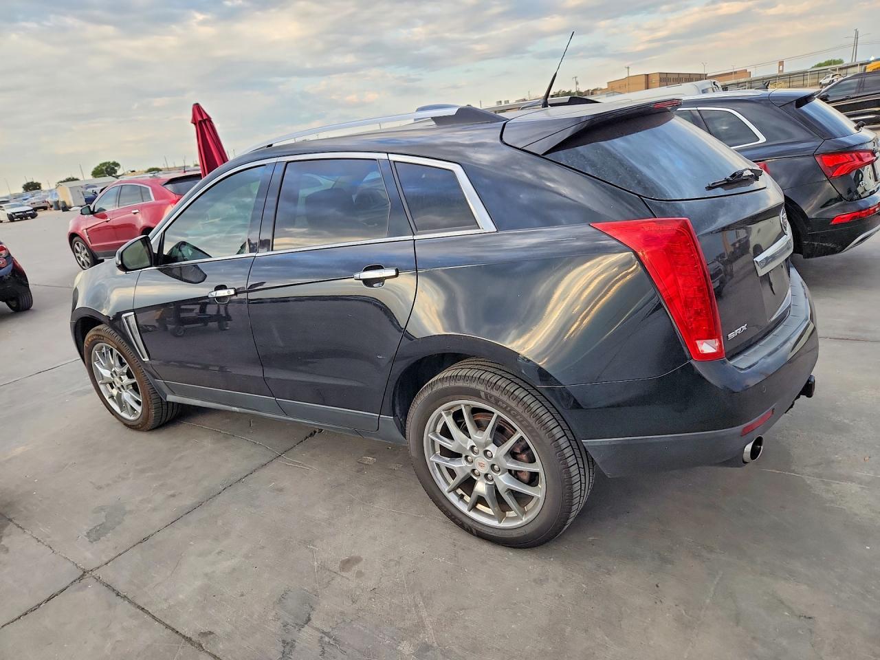 2013 CADILLAC SRX PERFORMANCE COLLECTION — снимка 2