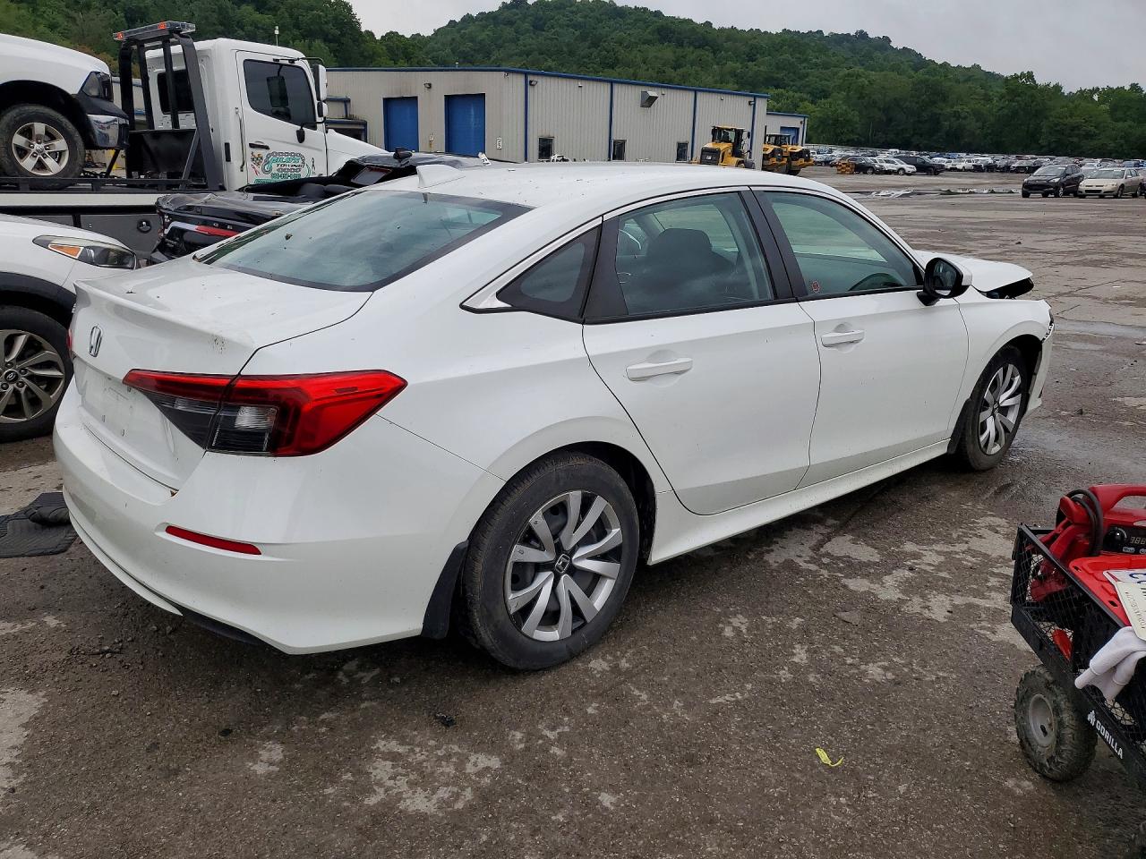 2022 HONDA CIVIC 4D LX — снимка 3