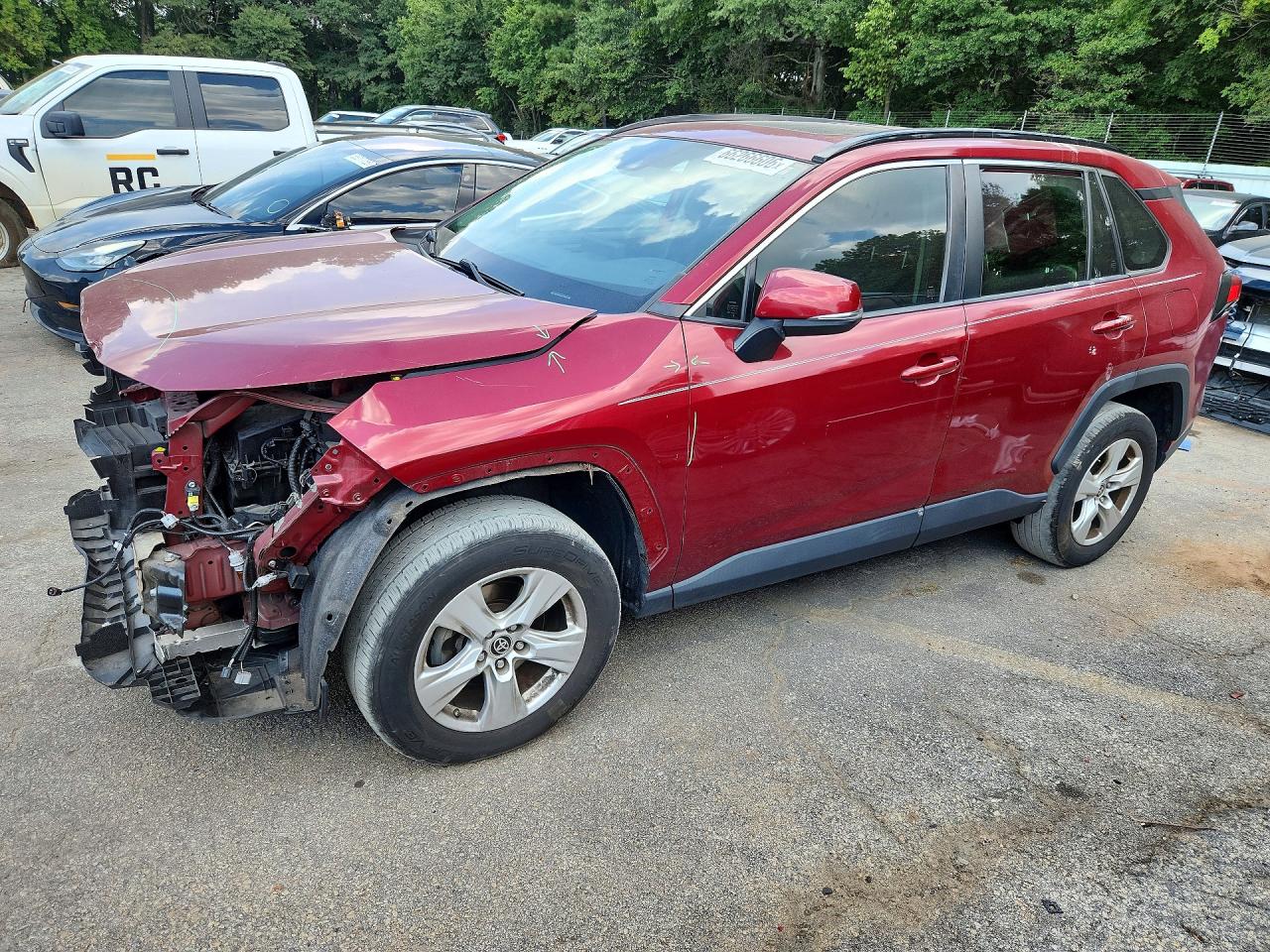 2019 TOYOTA RAV4 XLE