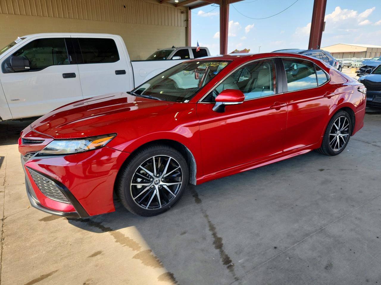 2022 TOYOTA CAMRY SE