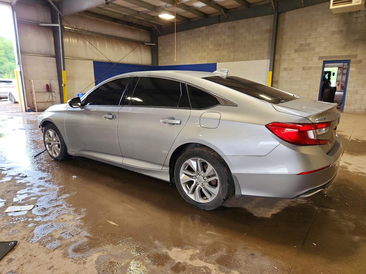 2020 HONDA ACCORD LX — снимка 2