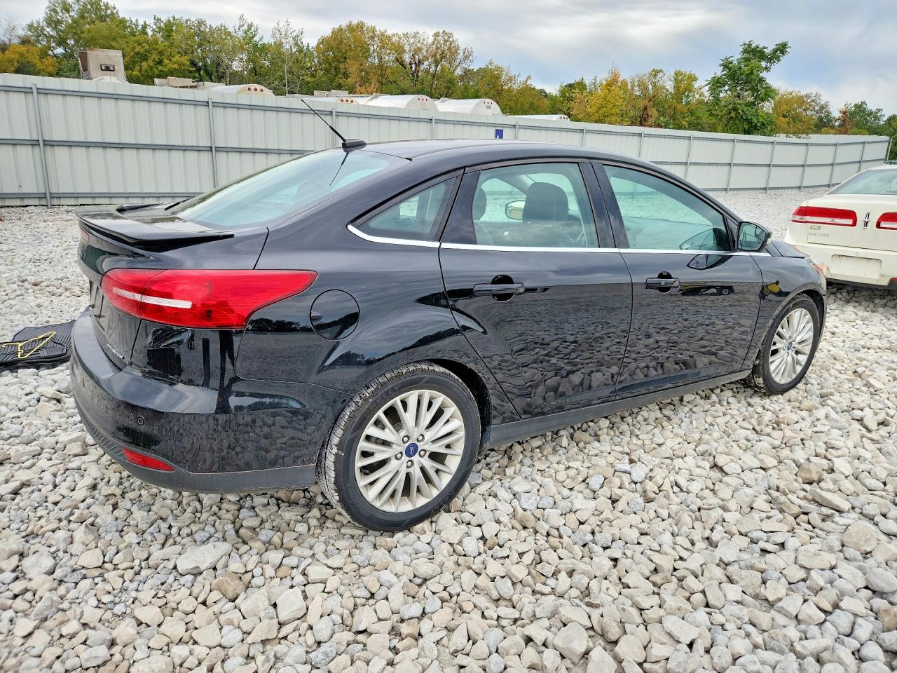 2018 FORD FOCUS TITANIUM — photo 3