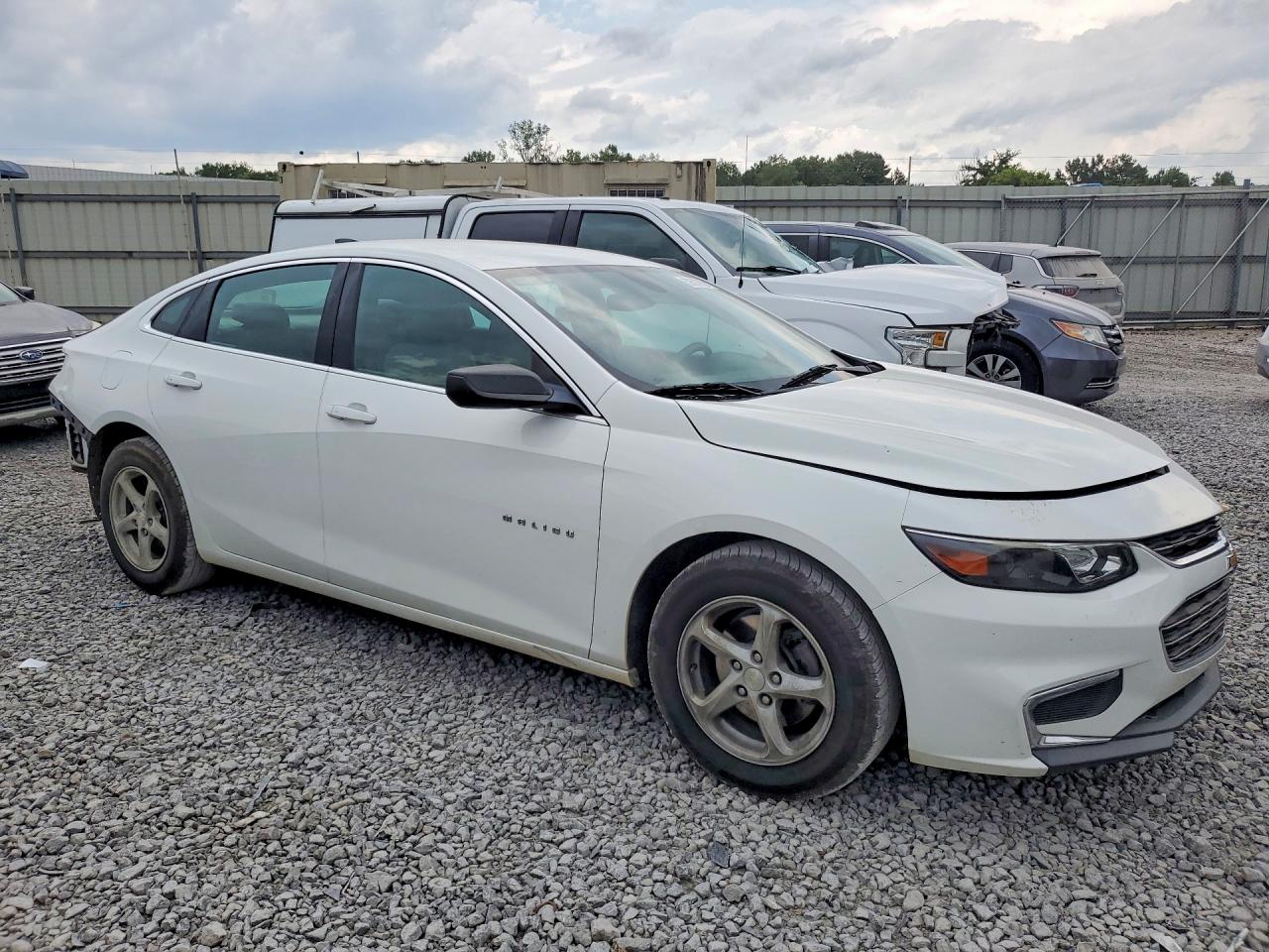 2017 CHEVROLET MALIBU LS — снимка 4