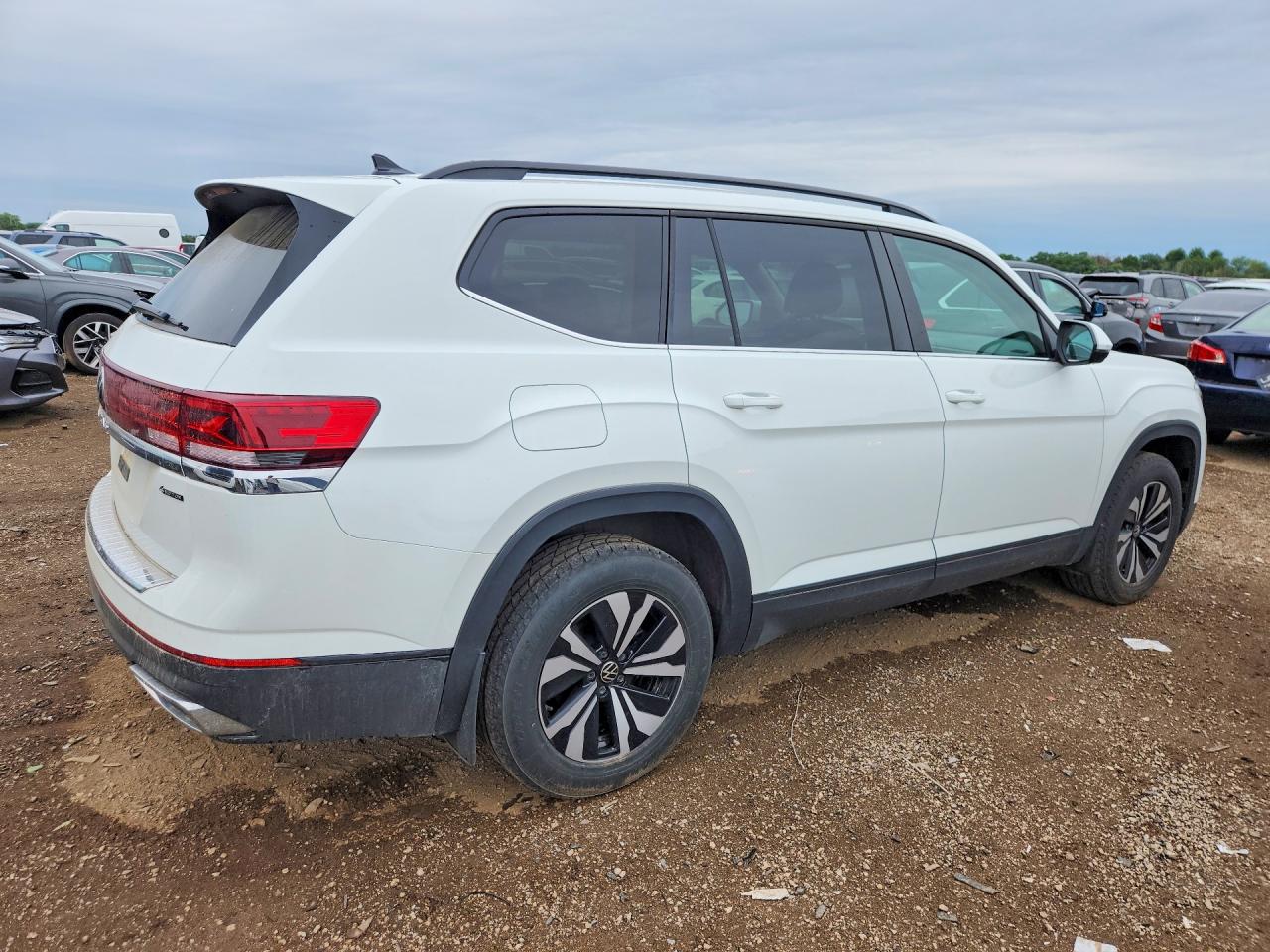 2024 VOLKSWAGEN ATLAS SE — снимка 3