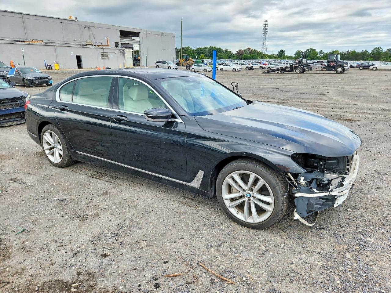 2016 BMW 750 XI — снимка 4
