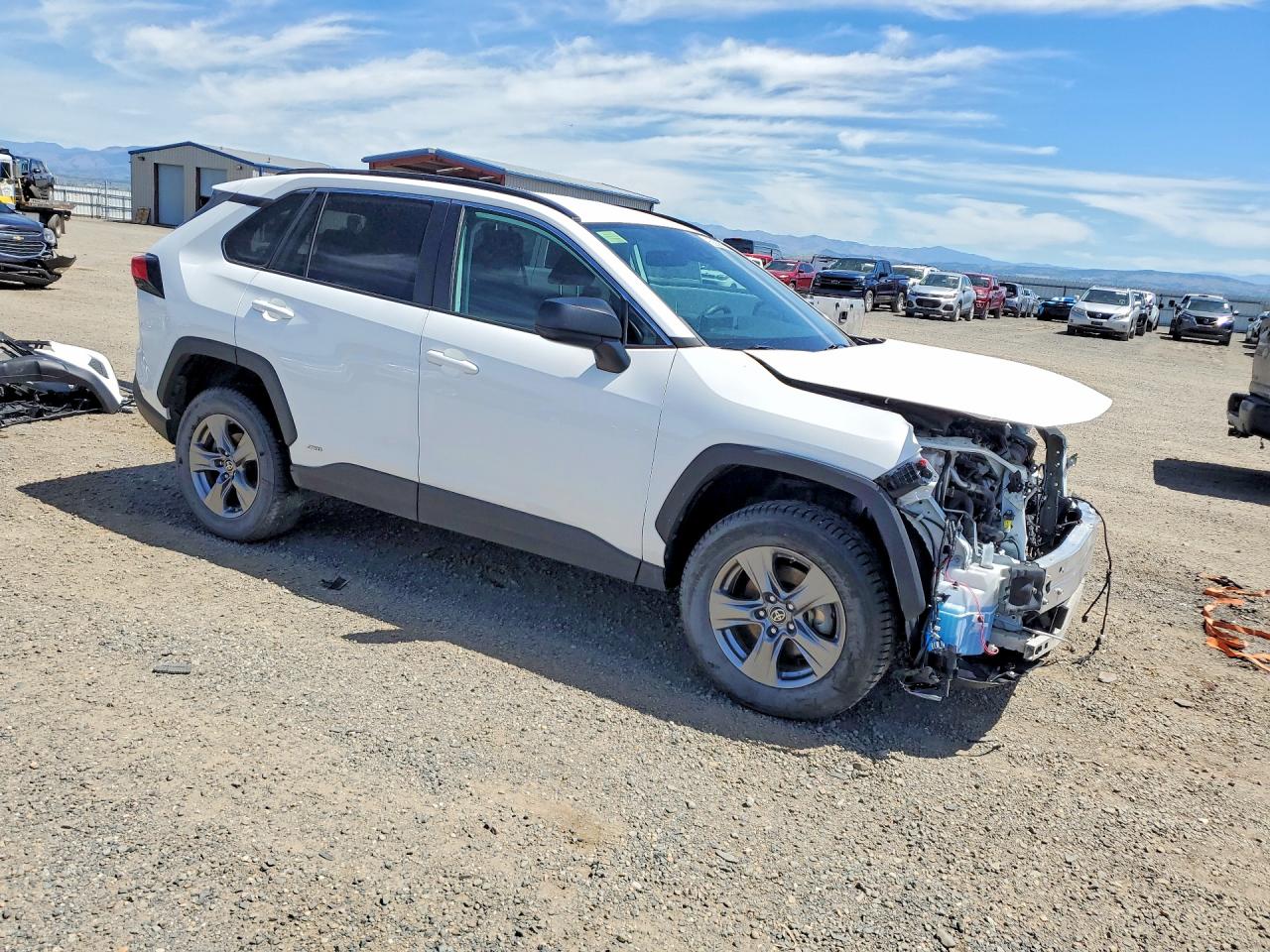 2024 TOYOTA RAV4 LE — снимка 4