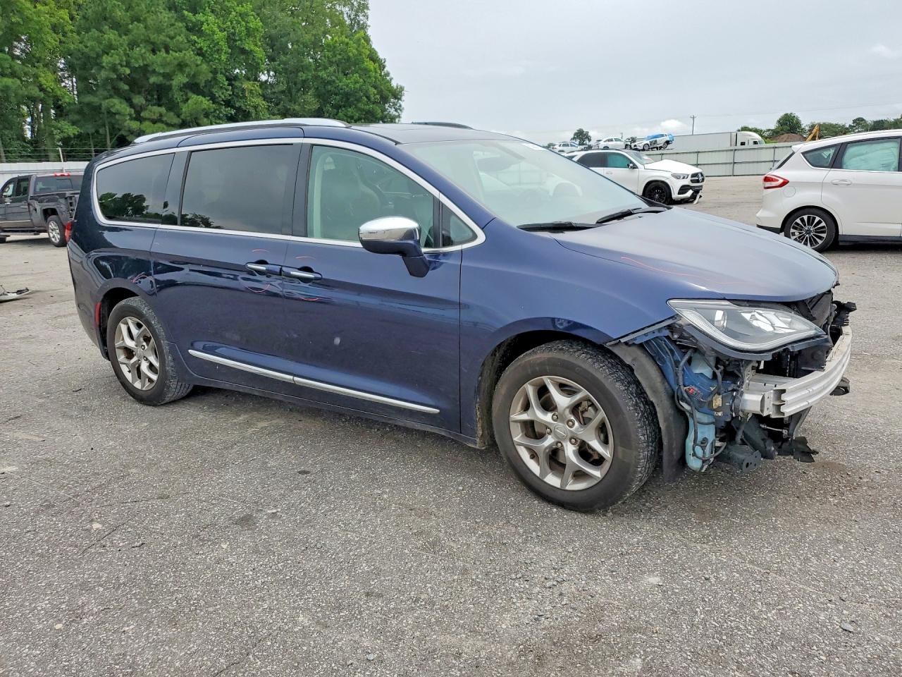 2018 CHRYSLER PACIFICA LIMITED — снимка 4