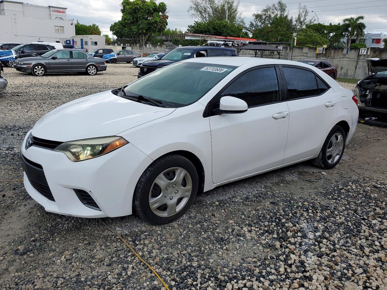 2015 TOYOTA COROLLA LE