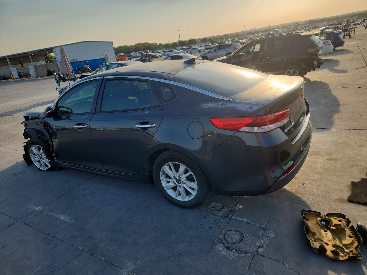 2016 KIA OPTIMA LX — снимка 2