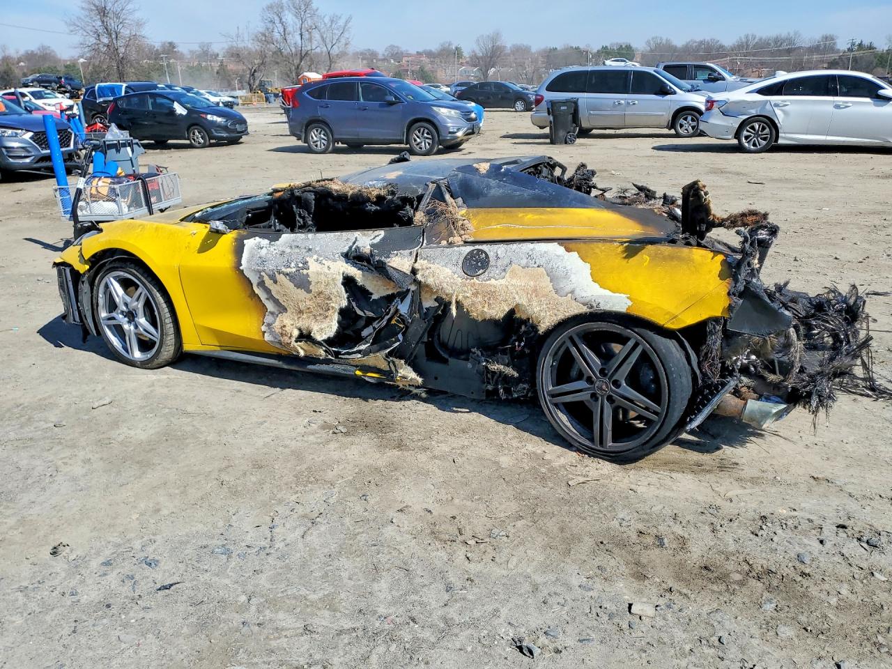 2025 CHEVROLET CORVETTE STINGRAY 1LT — снимка 2