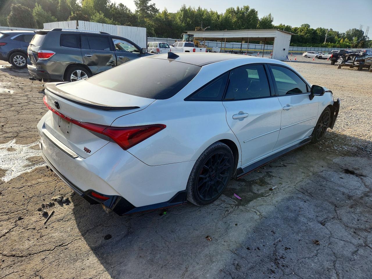 2021 TOYOTA AVALON TRD — снимка 3