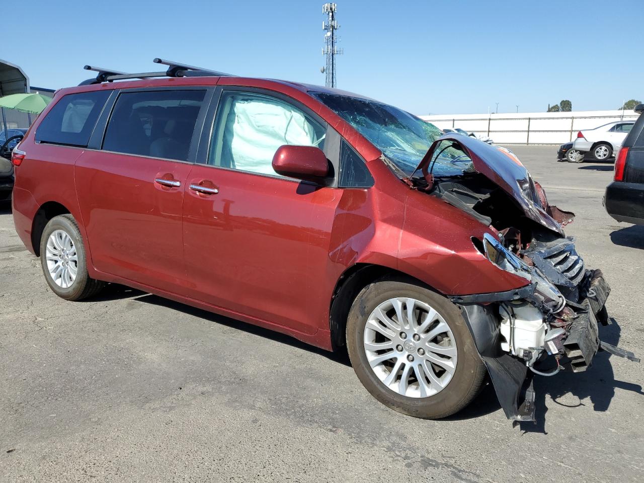 2015 TOYOTA SIENNA XLE — снимка 4