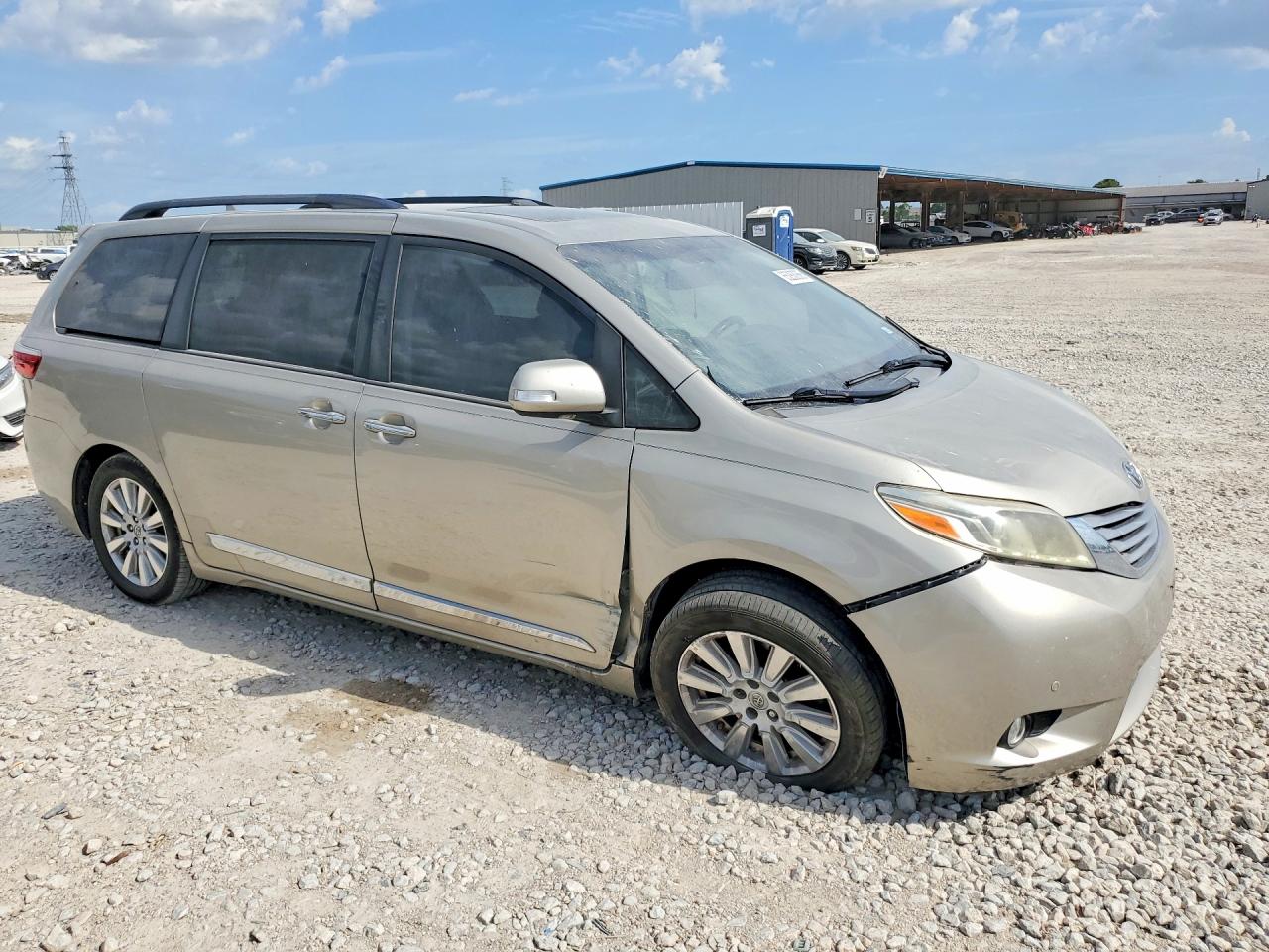 2017 TOYOTA SIENNA LIMITED PREMIUM 7-PASSENGER — снимка 4