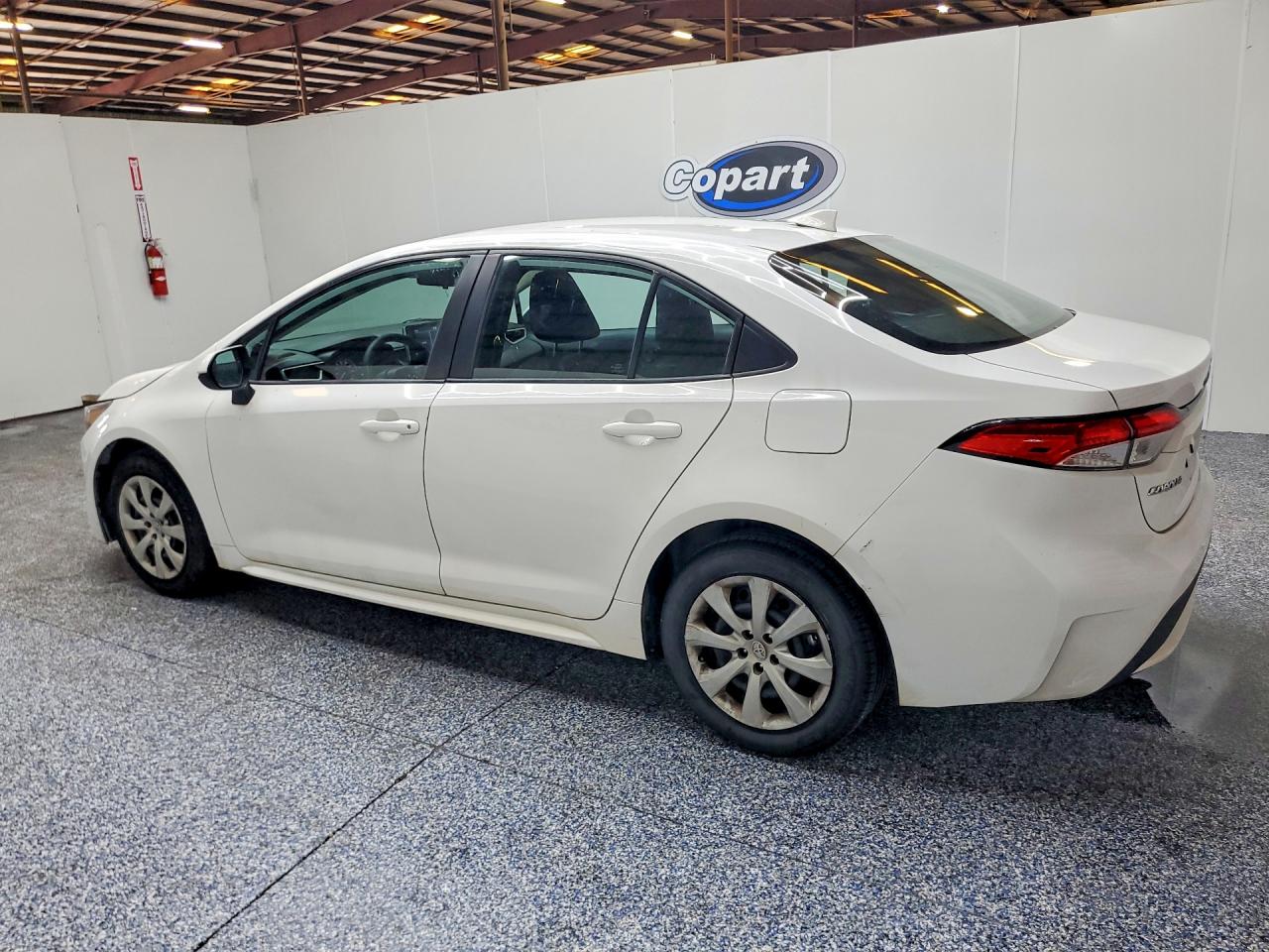 2021 TOYOTA COROLLA LE — снимка 2