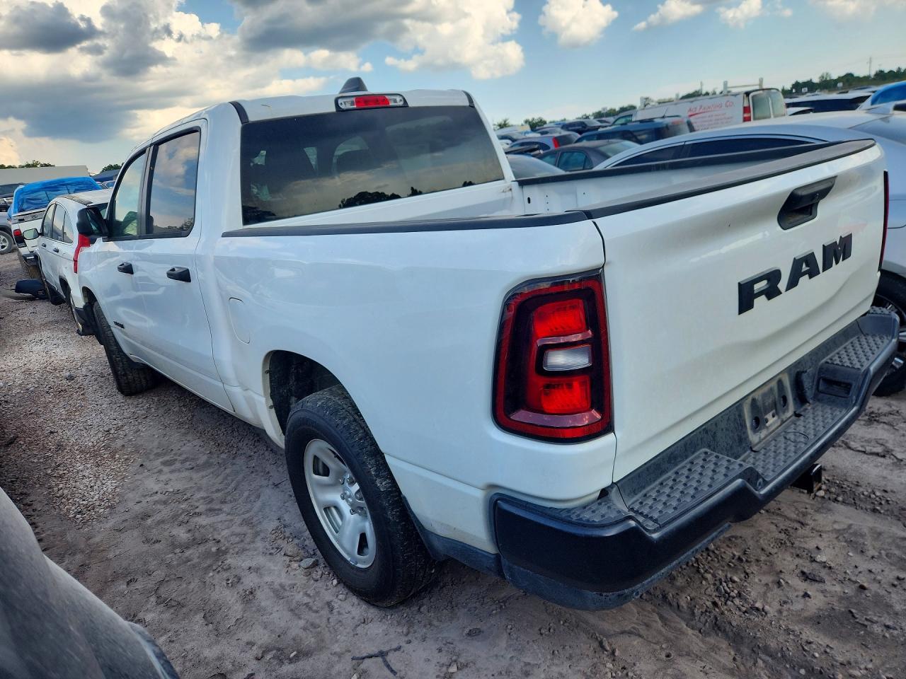 2025 RAM 1500 TRADESMAN — снимка 2