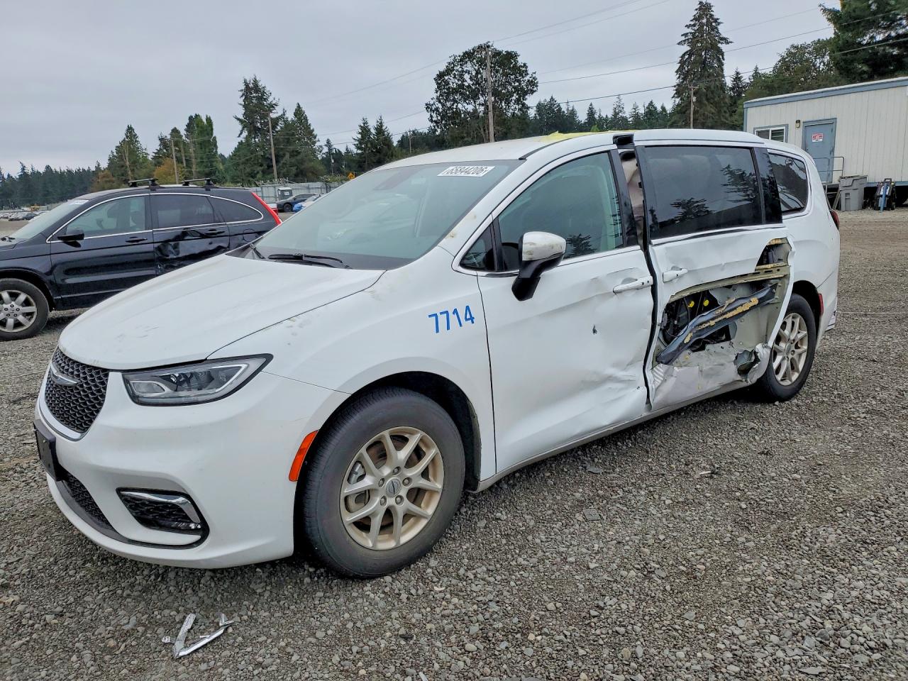 2023 CHRYSLER PACIFICA TOURING L