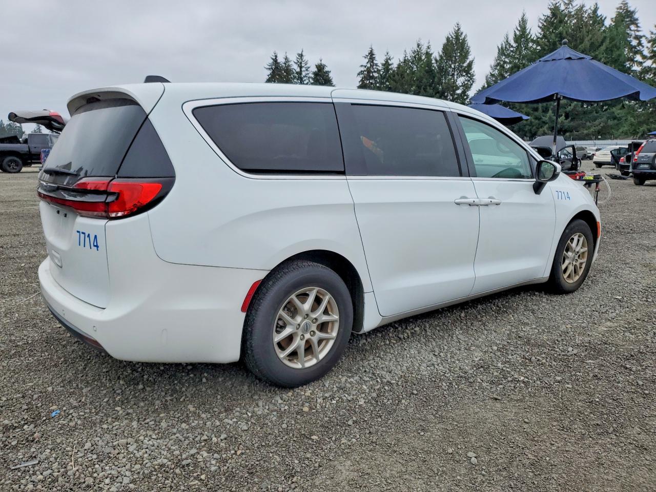 2023 CHRYSLER PACIFICA TOURING L — снимка 3