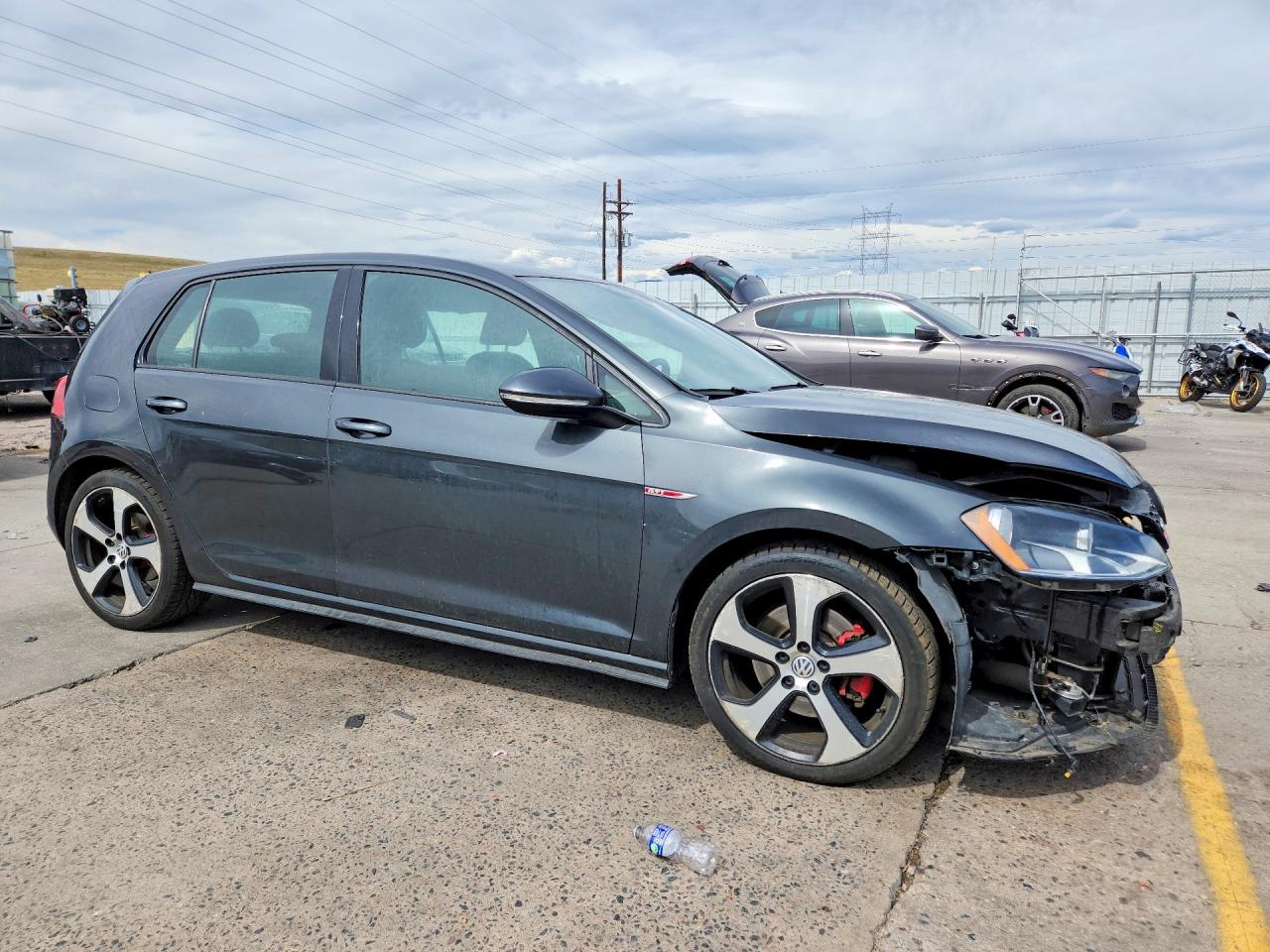 2016 VOLKSWAGEN GTI S/SE — снимка 4