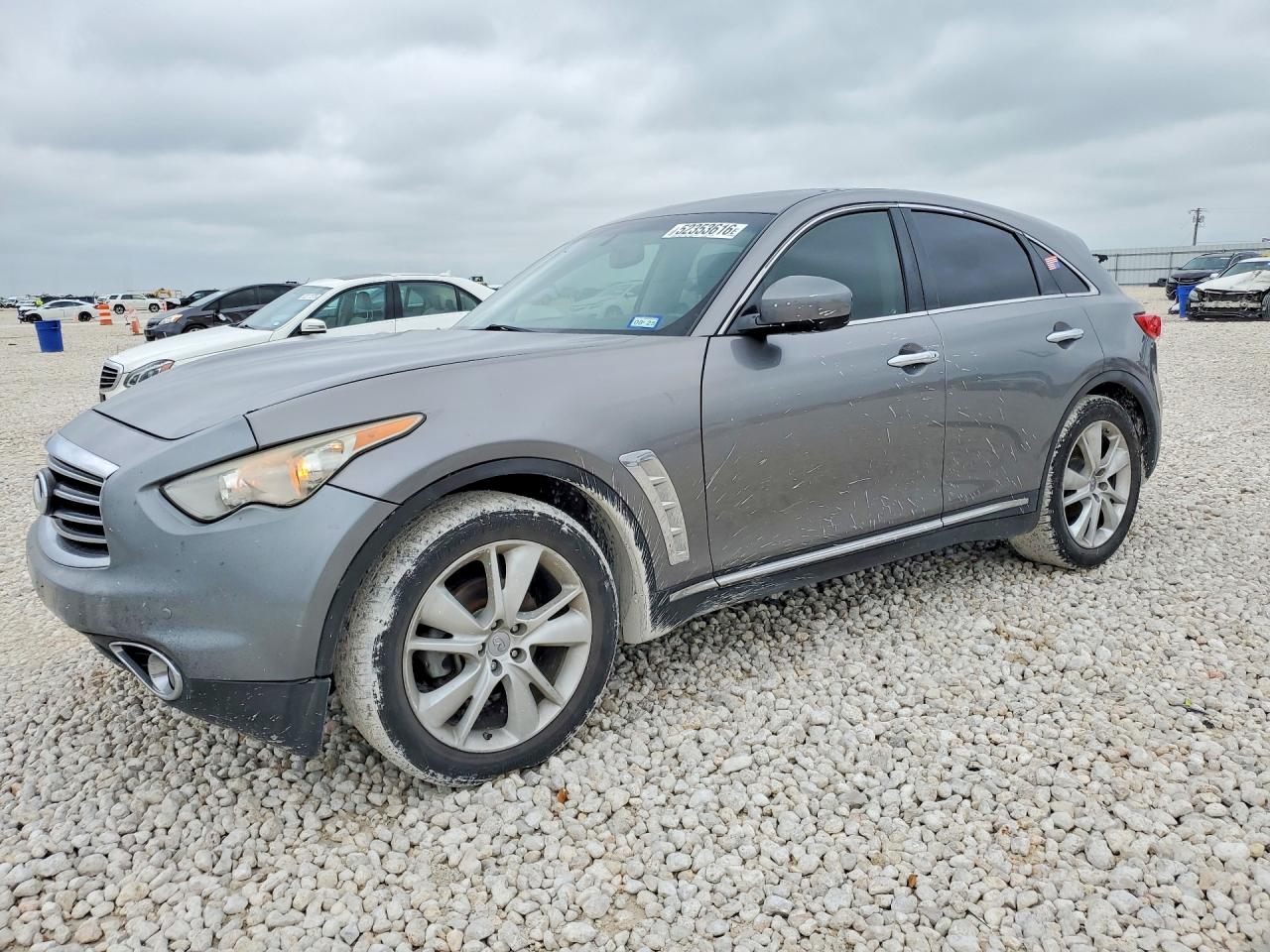 2015 INFINITI QX70 BASE